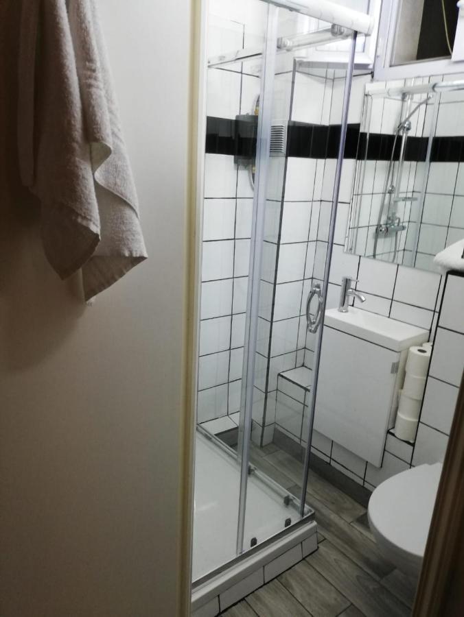 Charming Central Paris Studio Apartment Bagian luar foto