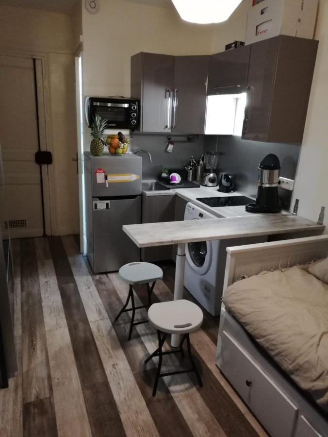Charming Central Paris Studio Apartment Bagian luar foto
